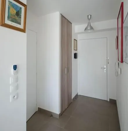 Chez Martin - Spacieux Climatise Proche De La 라그랑모트