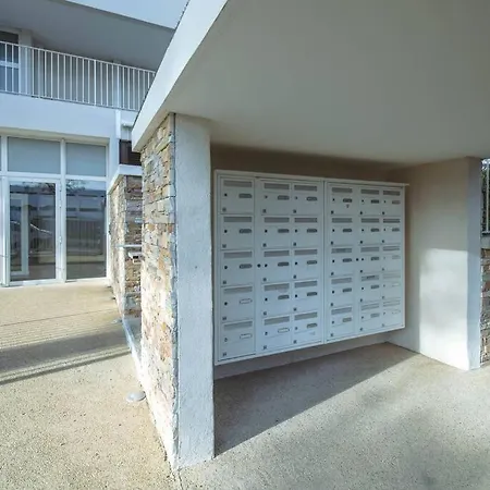 아파트 Chez Martin - Spacieux Climatise Proche De La *