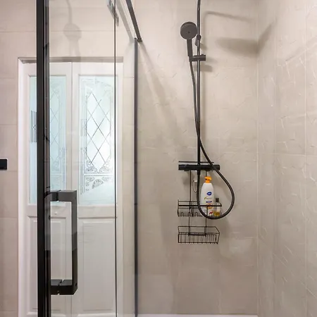 아파트 Chez Martin - Spacieux Climatise Proche De La *