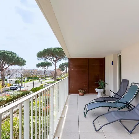 아파트 Chez Martin - Spacieux Climatise Proche De La 라그랑모트