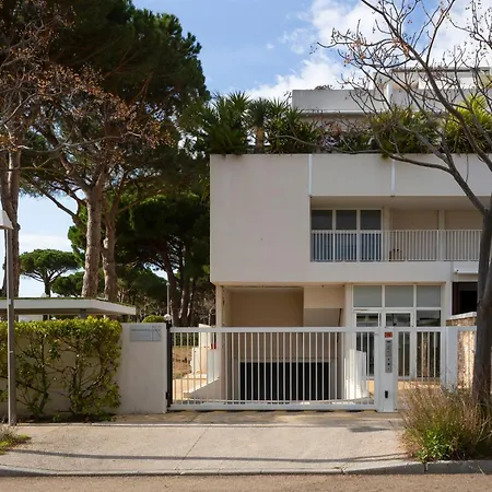 아파트 Chez Martin - Spacieux Climatise Proche De La 라그랑모트